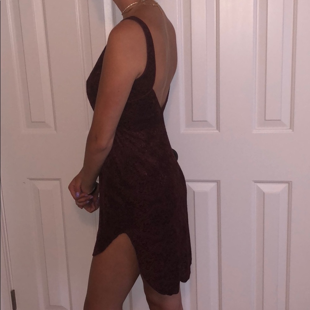 Cope Maroon Brocade Pattern Bodycon Dress